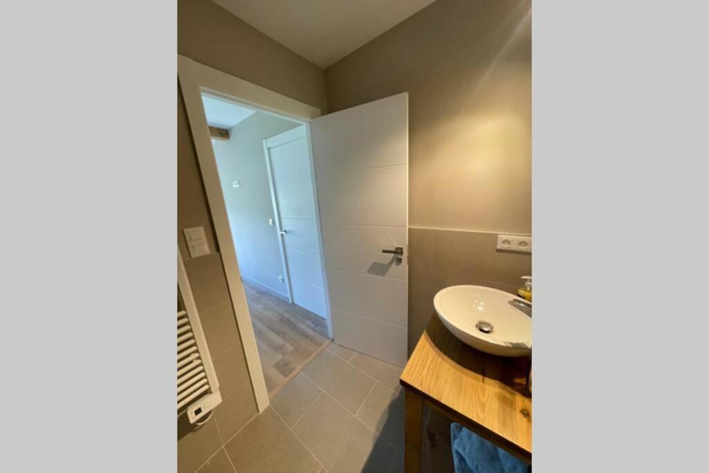 New Construction Penthouse With Pool And Wifi Διαμέρισμα Osséja Εξωτερικό φωτογραφία